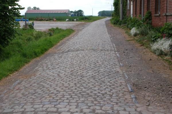 Cobbles tested the Under 23 racers at Paris-Roubaix