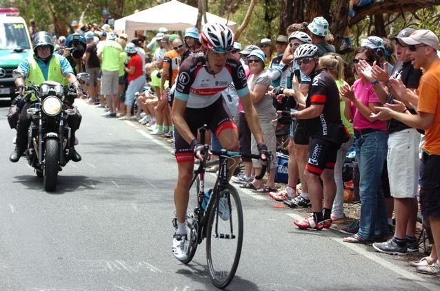 Andy Schleck struggles up Willunga Hill