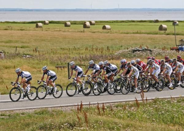 Saxo Bank's riders control the head of the peloton.