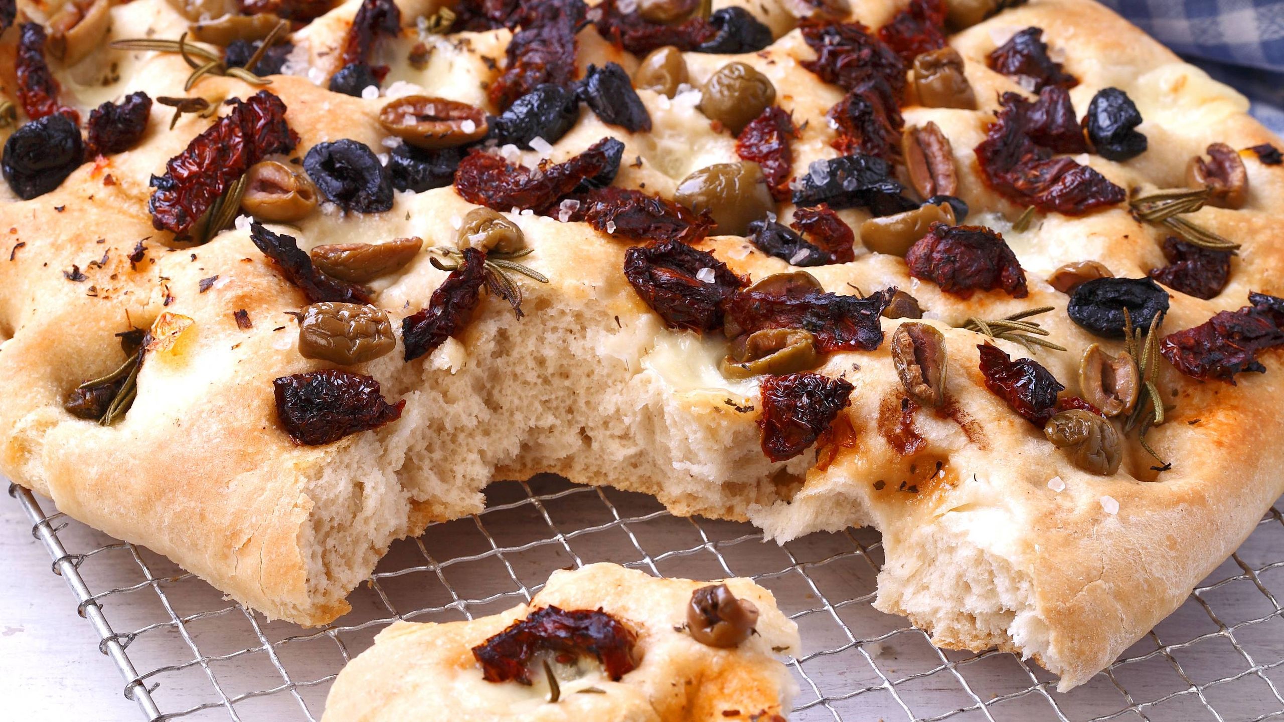 Sun-dried tomato and olive focaccia | Italian Recipes | GoodtoKnow