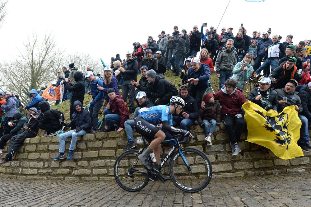 Michael Goolaerts on the Kapelmuur