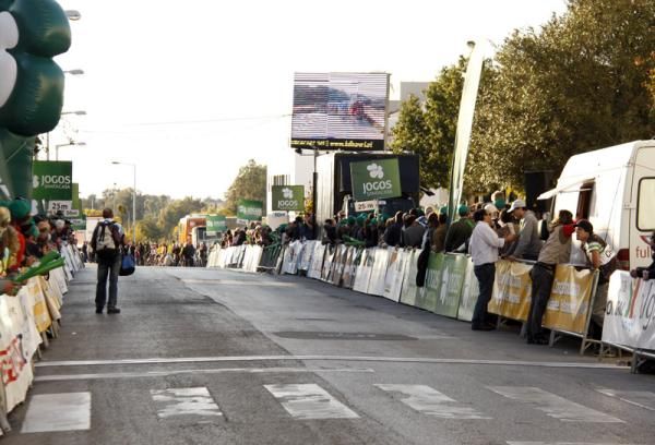 The finish line for stage 2 in Lagoa.