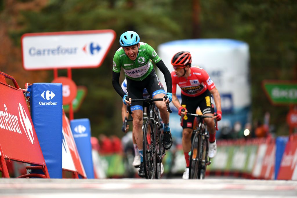 VINUESA SPAIN OCTOBER 22 Sprint Arrival Daniel Martin of Ireland and Team Israel StartUp Nation Green Points Jersey Richard Carapaz of Ecuador and Team INEOS Grenadiers Polka Dot Mountain Jersey Primoz Roglic of Slovenia and Team Jumbo Visma Red Leader Jersey during the 75th Tour of Spain 2020 Stage 3 a 1661km stage from Lodosa to La Laguna Negra Vinuesa 1735m lavuelta LaVuelta20 La Vuelta on October 22 2020 in Vinuesa Spain Photo by David RamosGetty Images