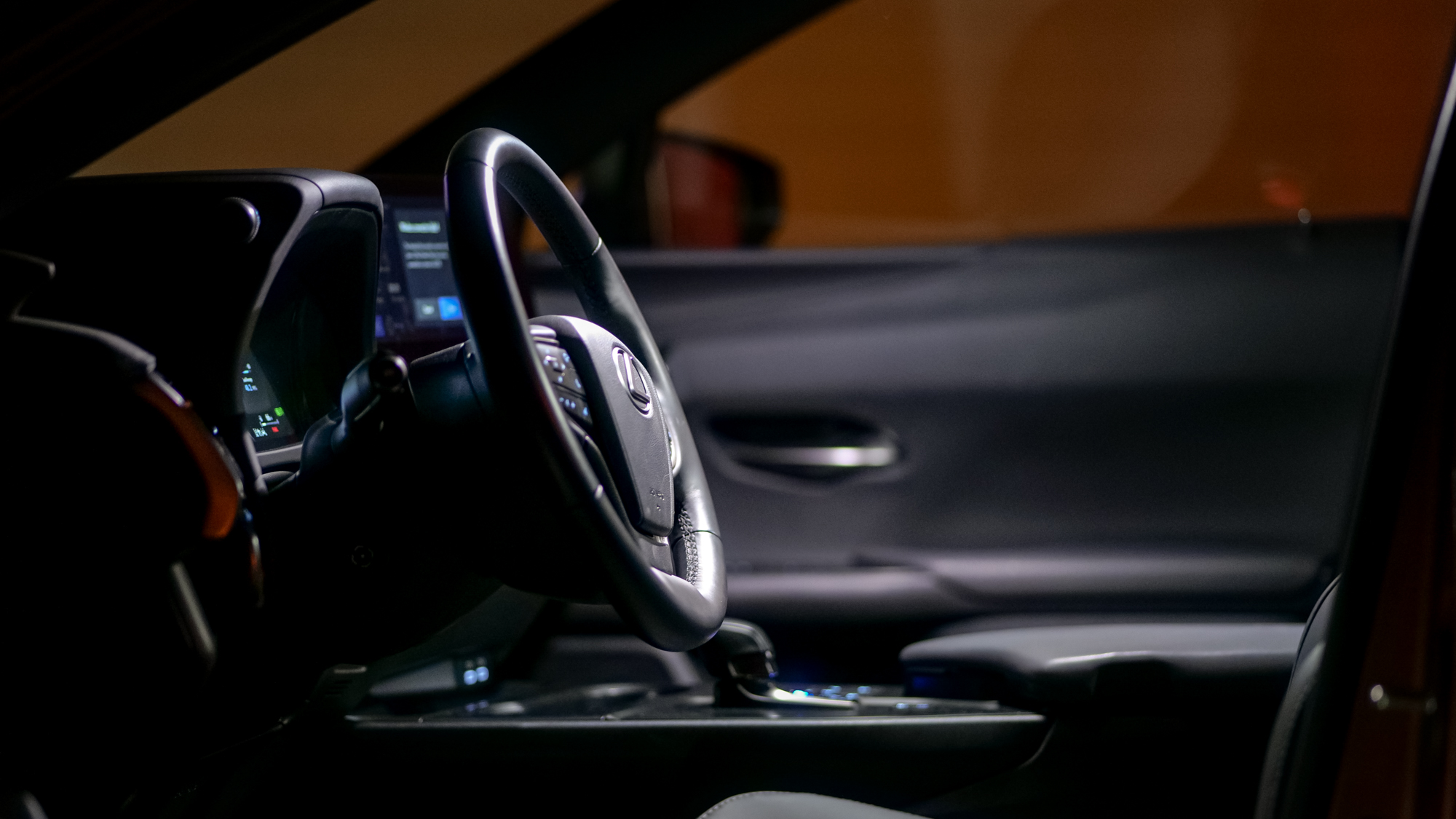 2025 Lexus UX 300h test drive.