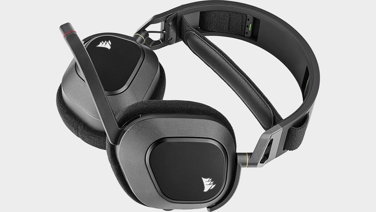 Corsair HS80 MAX Review - An Aimbot for your EARS 