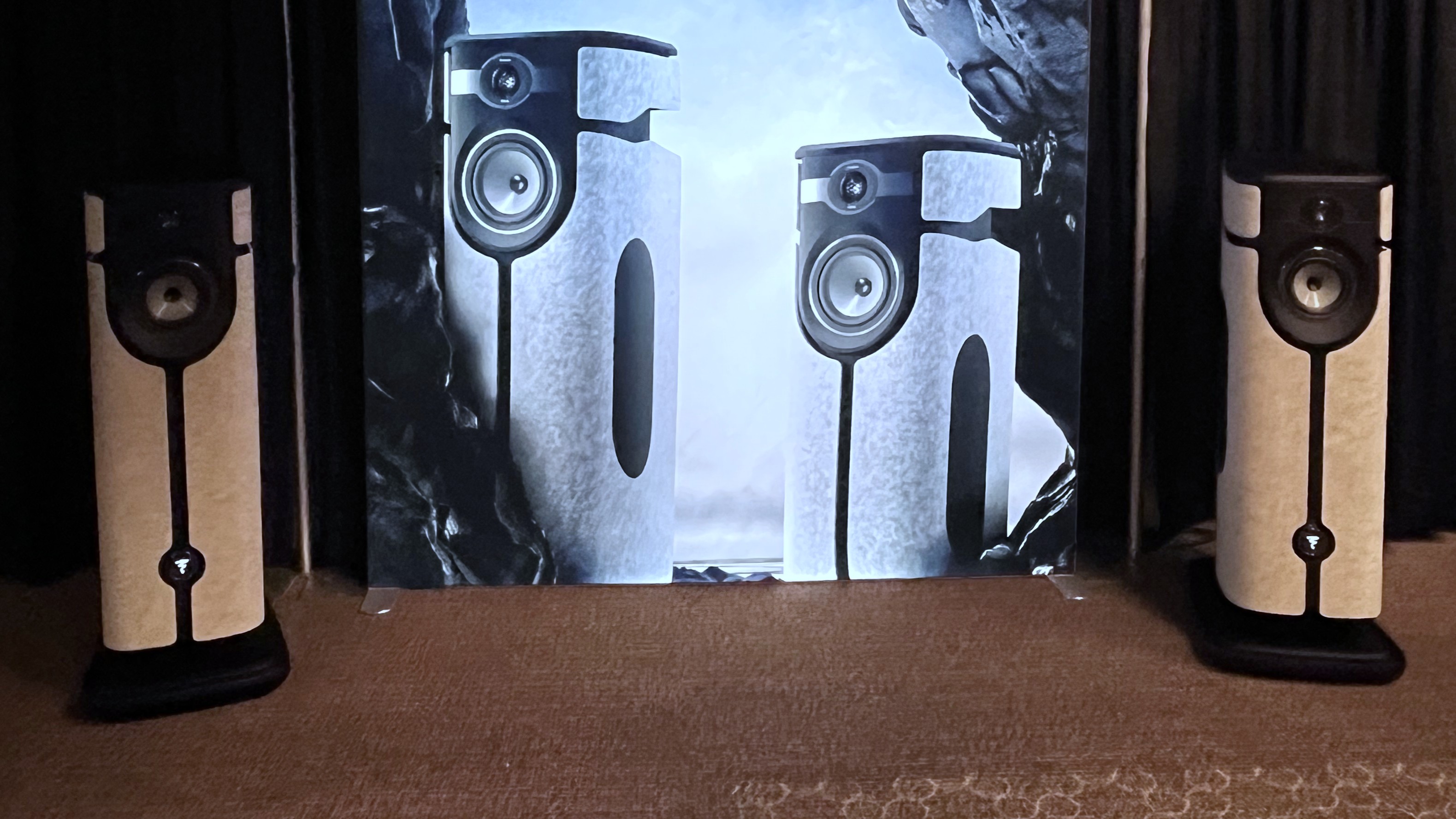 Focal diva Mezza Utopia speakers in audio show demo room