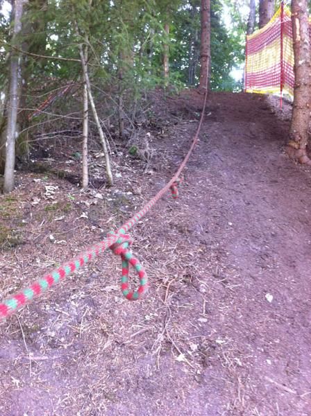 This rope was super handy in helping spectators get up and down a very steep section alongside the course course
