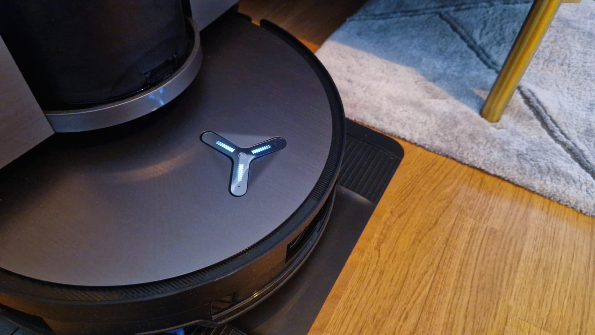 Ecovacs Deebot X11 Omnicycle