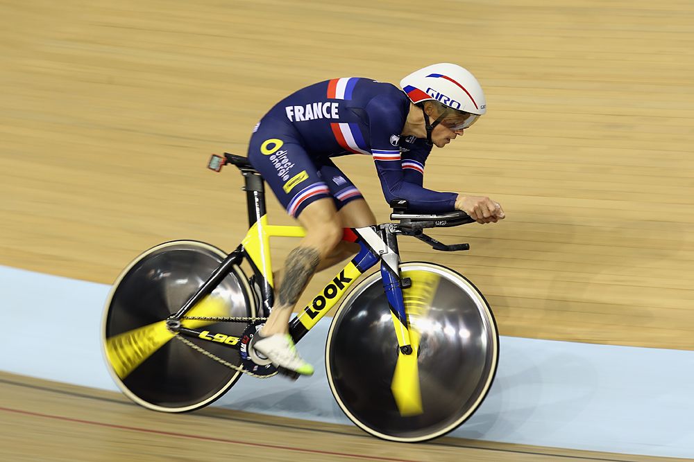 Sylvain Chavanel (France) wins gold in men's pursuit