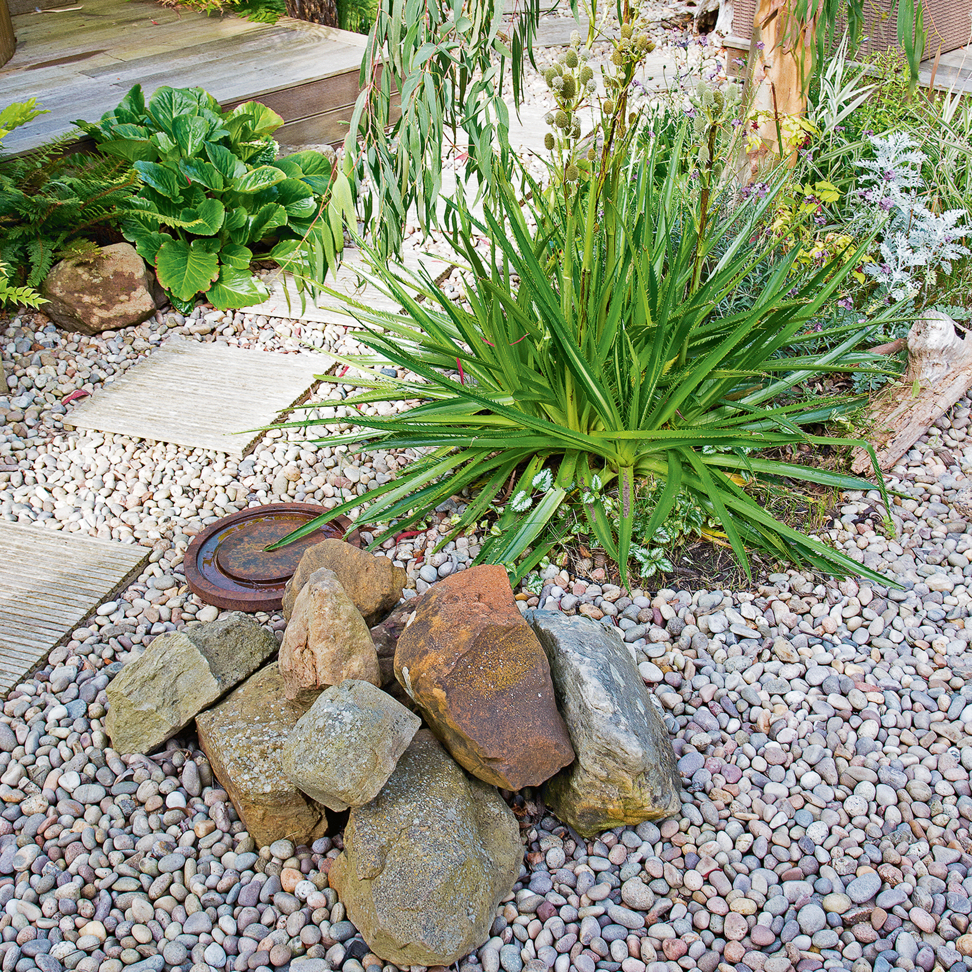 30+ Decorating With Stones In The Garden