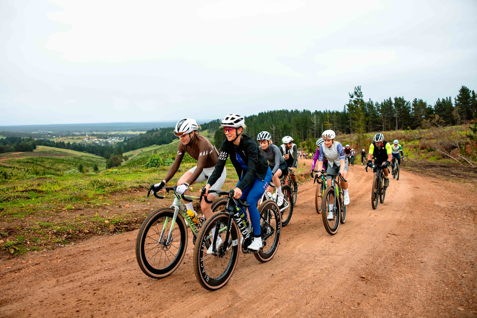 There is no easing up on the 144km men's elite course or the 125.6km women's route but there are key points where riders may have to dig deep if they want a rainbow jersey