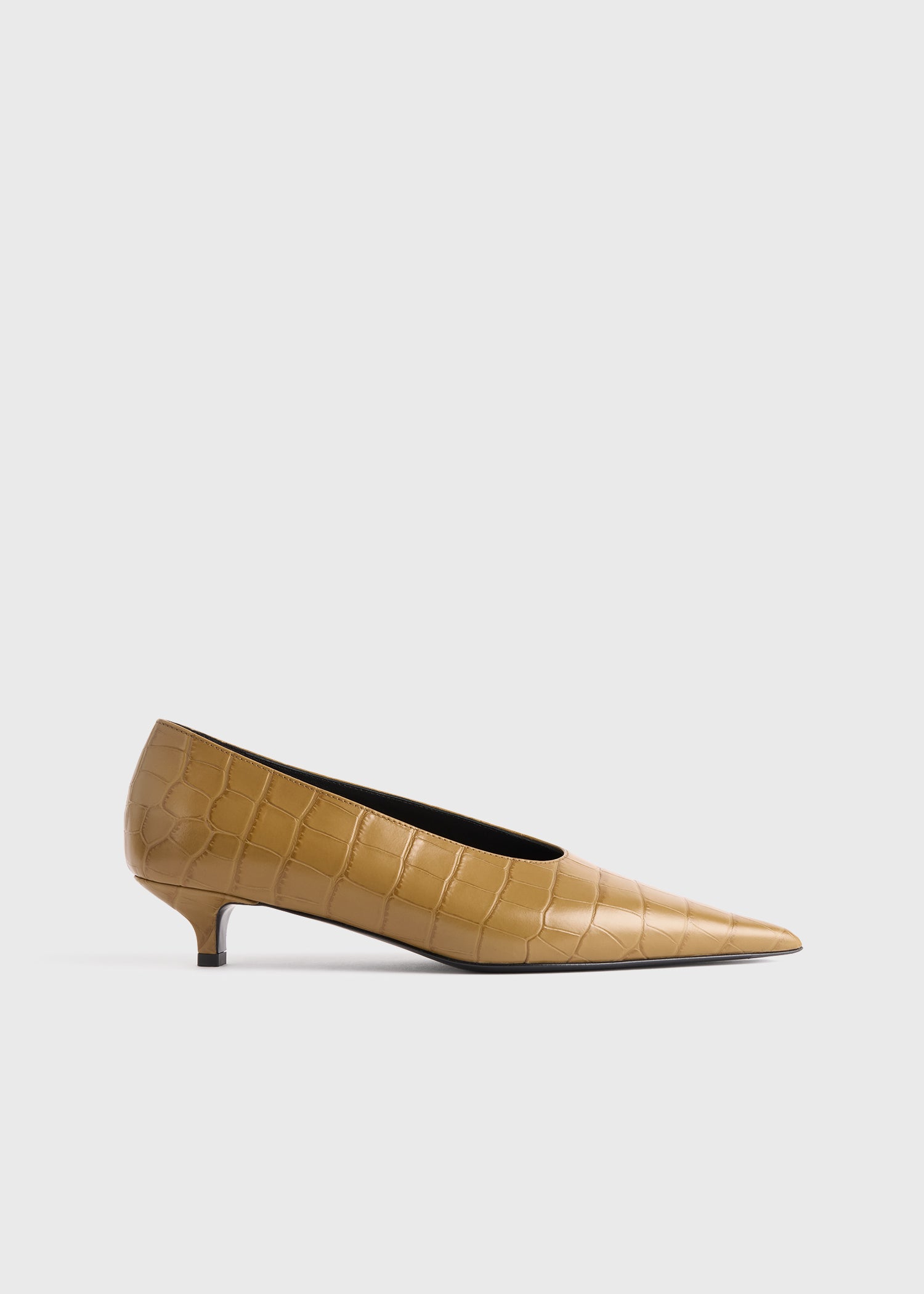 Sharp Croco-Embossed Kitten Pumps Biscuit - 35
