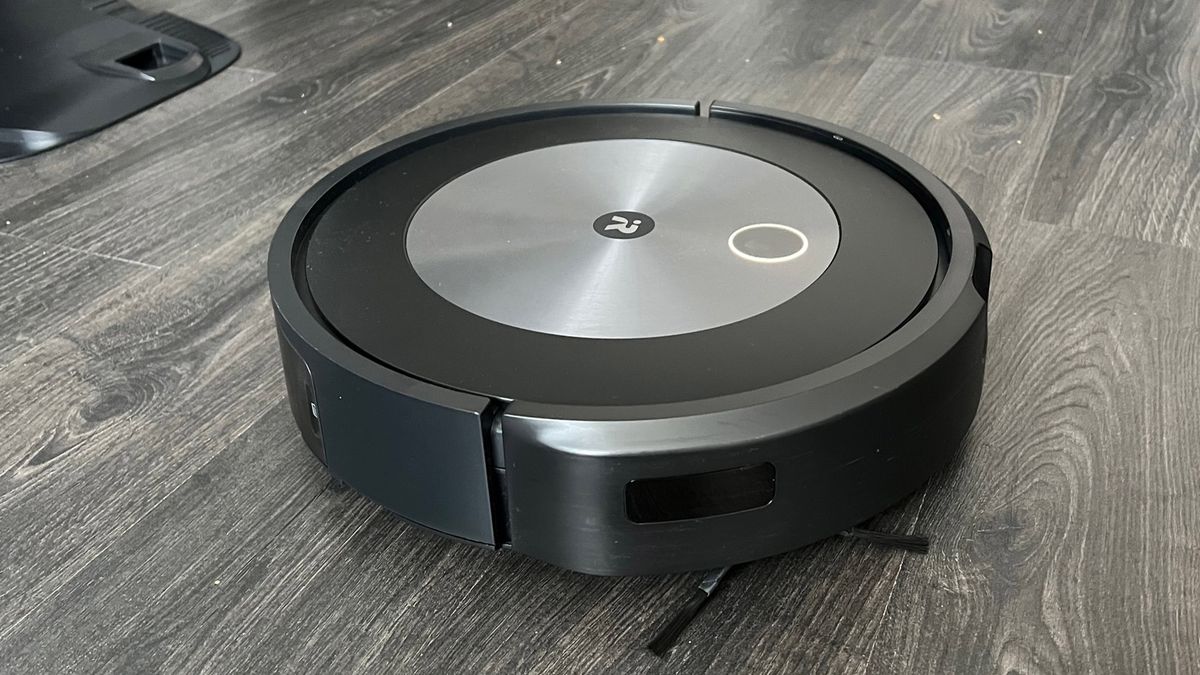 iRobot Roomba J7 Plus review | TechRadar