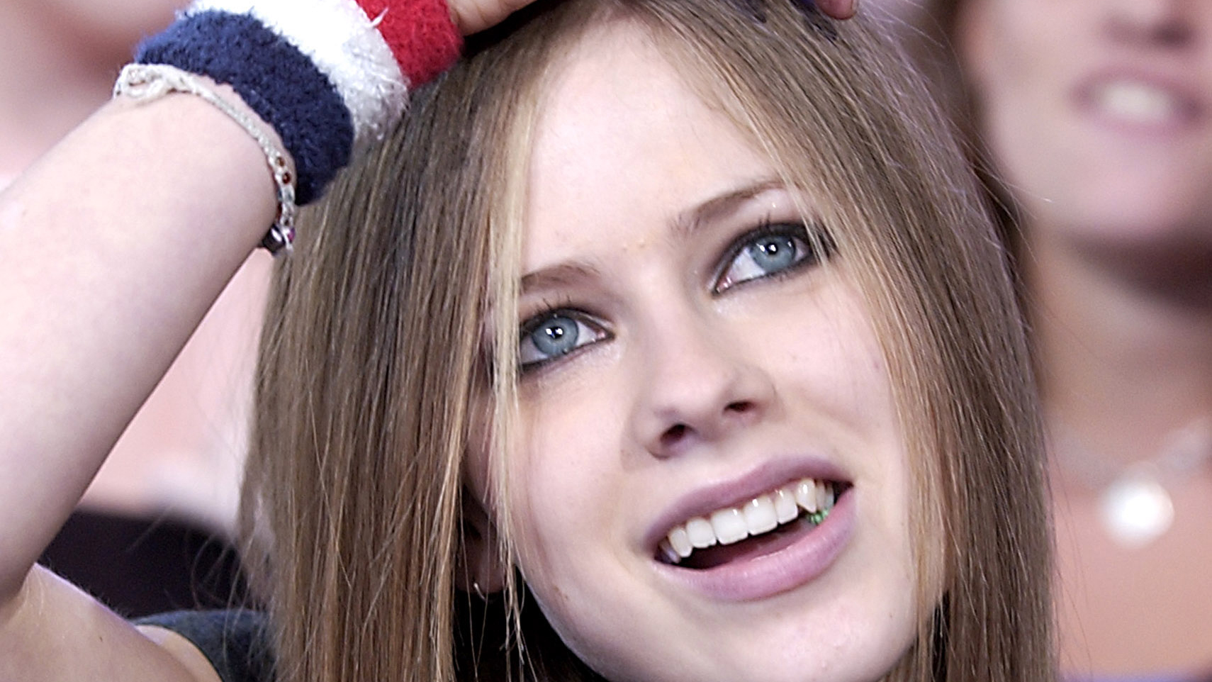 Avril Lavigne in 2002
