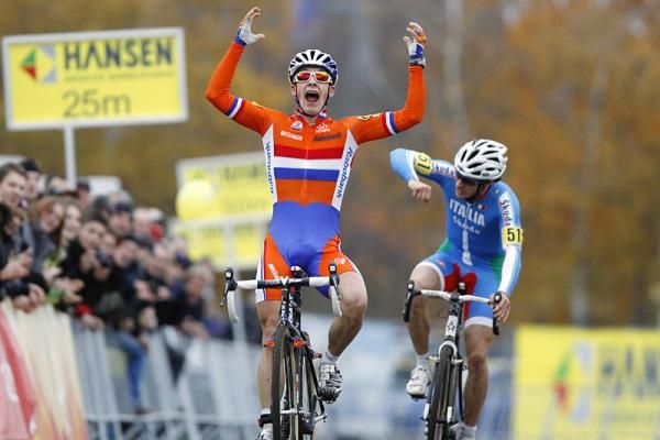 Lars Van Der Haar (Netherlands) celebrates his victory in the U23 European championship.