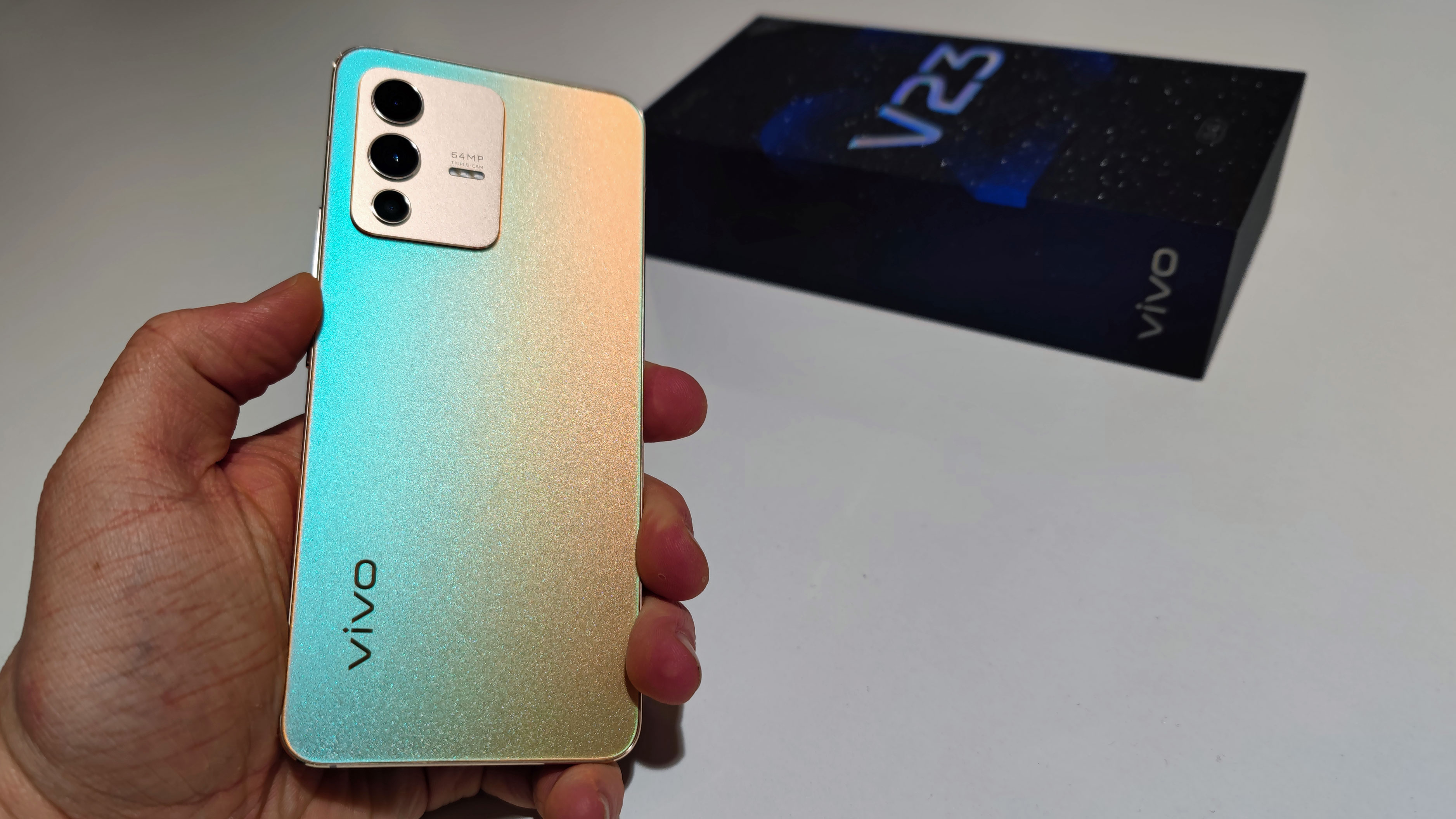 vivo V23