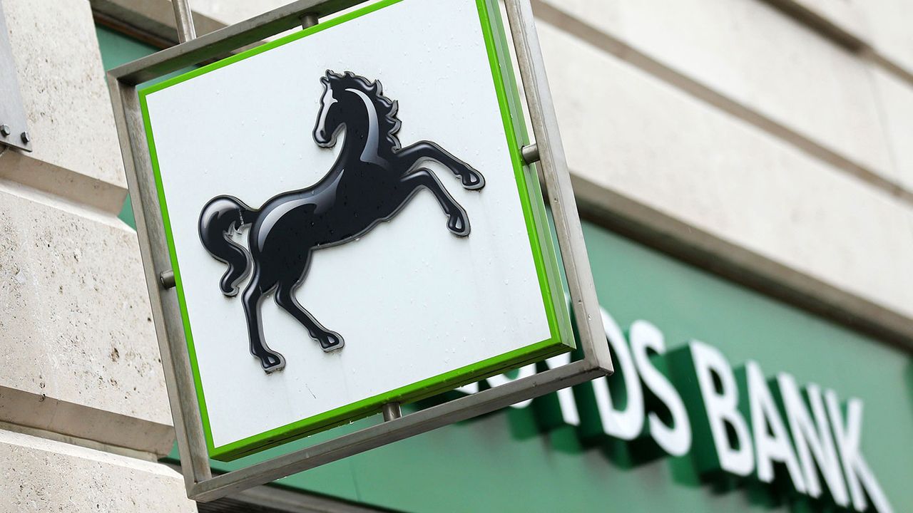 Lloyds Bank sign 