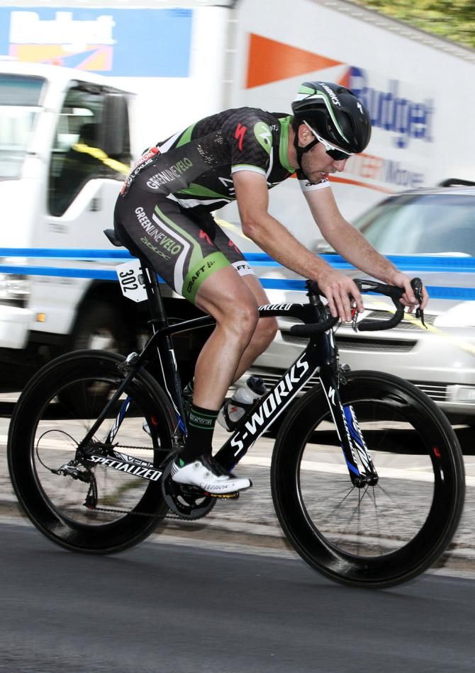 A Green Line Velo driven by Zipcar rider meditates on his stem. Froome Froome&hellip;