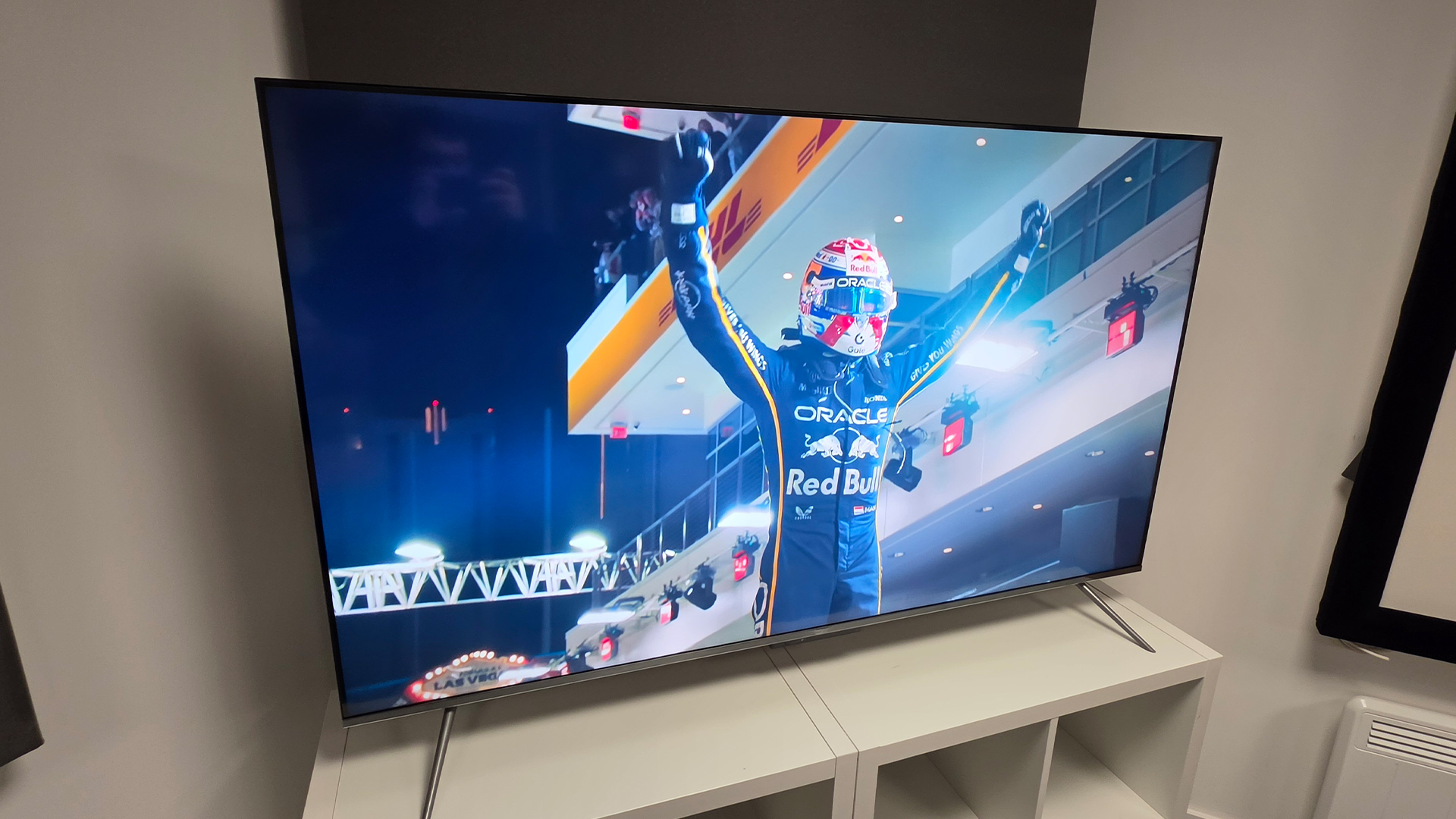 Amazon Fire TV Omni QLED (65-inch) QLED TV