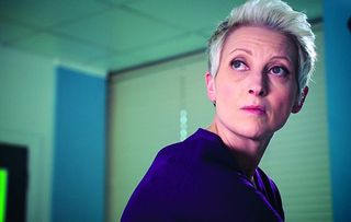 Holby Roxanna digs for dirt on Gaskell