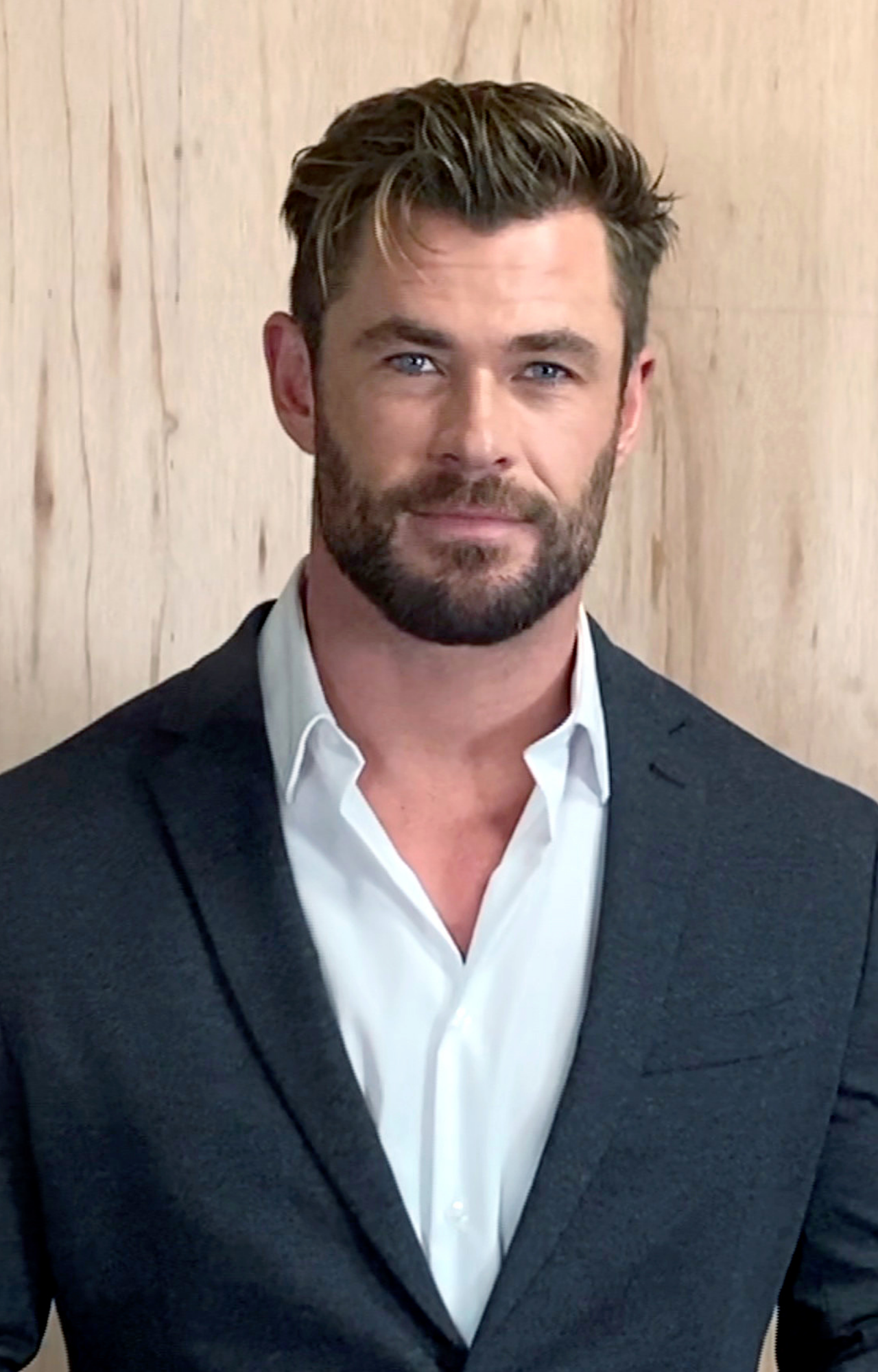 Chris Hemsworth at the 26th Annual Critics Choice Awards