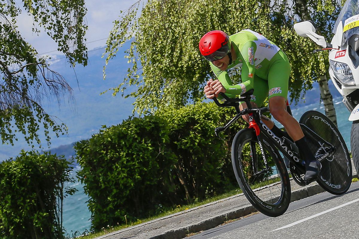 Rui Costa zooms along