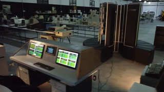 The Museo de Historia de la Computaci&oacute;n's Cray-1 supercomputer replica built from many Mac Minis and more.