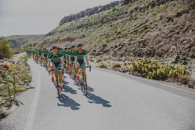 Tinkoff-Saxo trains in Gran Canaria.