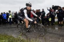 Fabian Cancellara (Trek) had no luck on the cobbled Tour de France stage