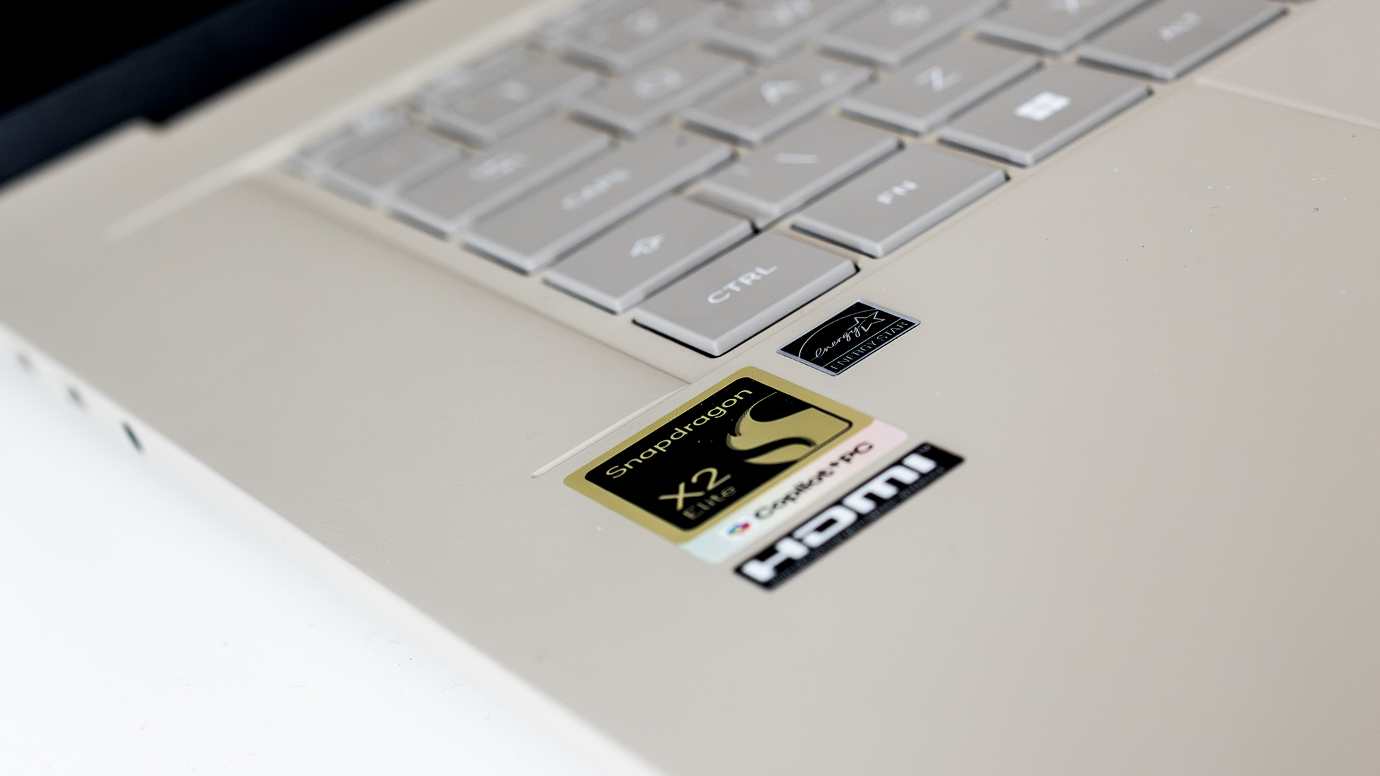 Asus ZenBook A16
