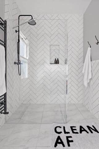 Bathroom Metro Tile Ideas 15 For A Modern Look Livingetc - White Herringbone Wall Tiles Bathroom