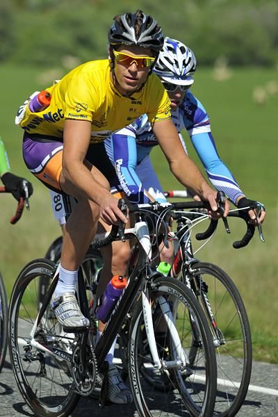 Jack Bauer looks relaxed in the yellow jersey