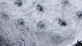 Chuxiao Qu in Liu Lang Di Qiu, or 'The Wandering Earth' (2019)