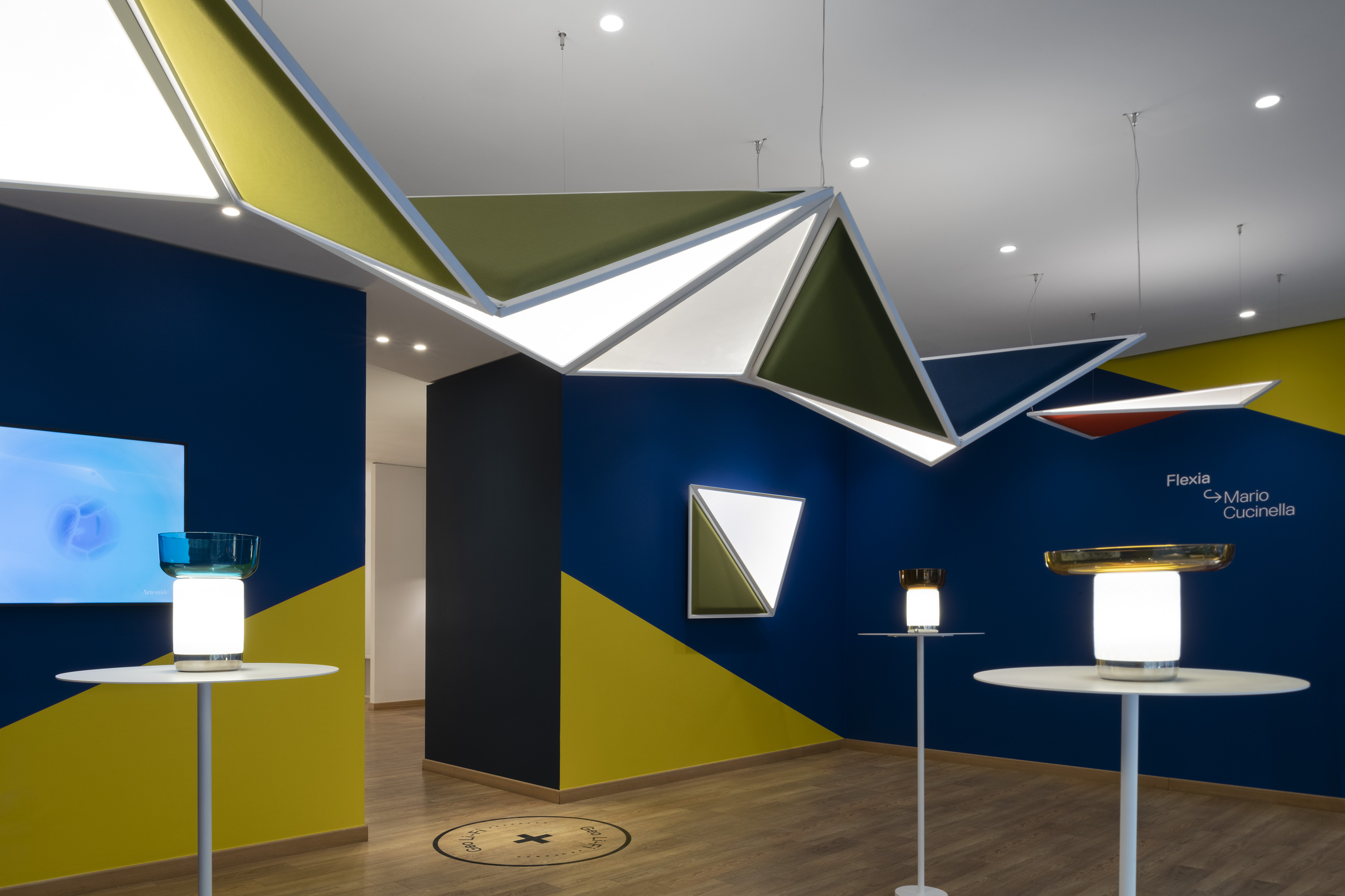 Mario Cucinella’s Flexia lamps