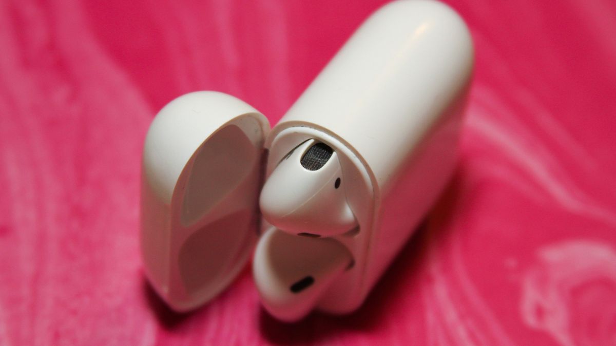 AirPods vs. Bose SoundSport Free Which wireless earbuds win? Tom's Guide