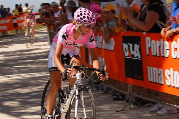 Race leader Claudia Hausler (Cervelo TestTeam) made sure of her lead by winning the stage to Castel Del Monte, just ahead of second on GC, Judith Arndt (Team Columbia HTC).