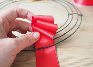 how to make a Christmas ribbon wreath, step 3