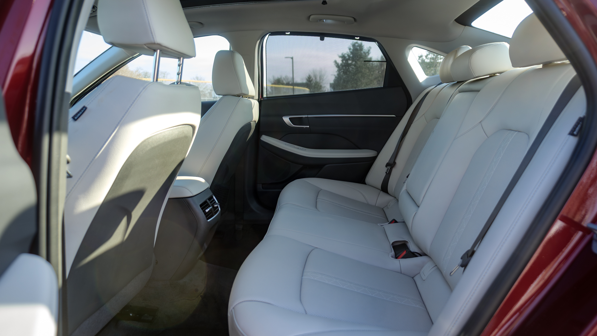 2026 Hyundai Sonata Hybrid review.