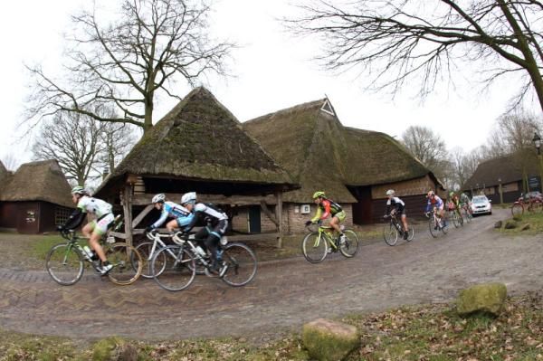 The thatched buildings in Orvelte