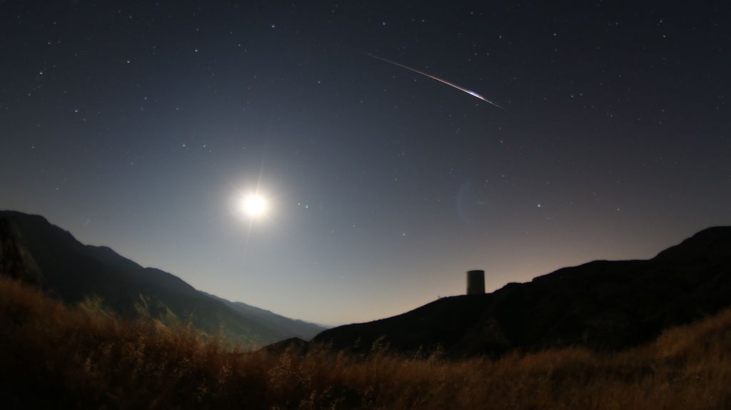 Perseid Meteor Shower Wows Stargazer with 'One-in-a-Million' Fireball ...