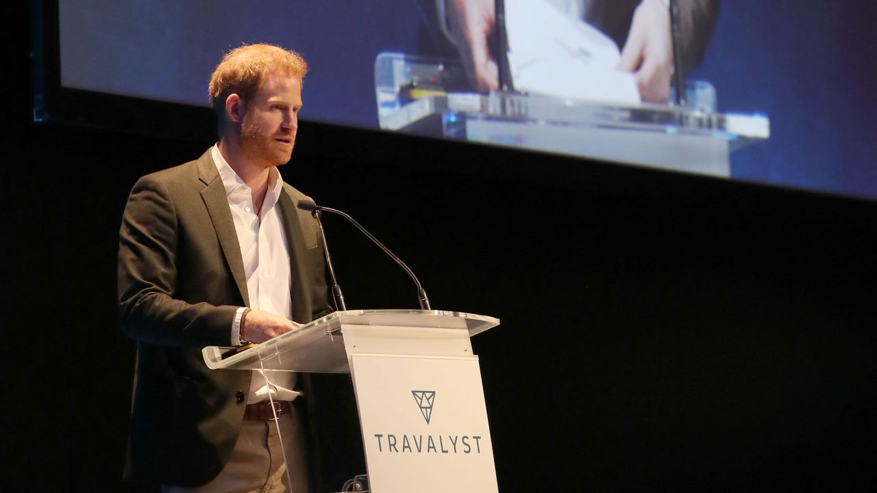 edinburgh, scotland february 26 prince harry, duke of sussex speaks as he attends a sustainable tourism summit at the edinburgh international conference centre on february 26, 2020 in edinburgh, scotland photo by andrew milligan wpa poolgetty images