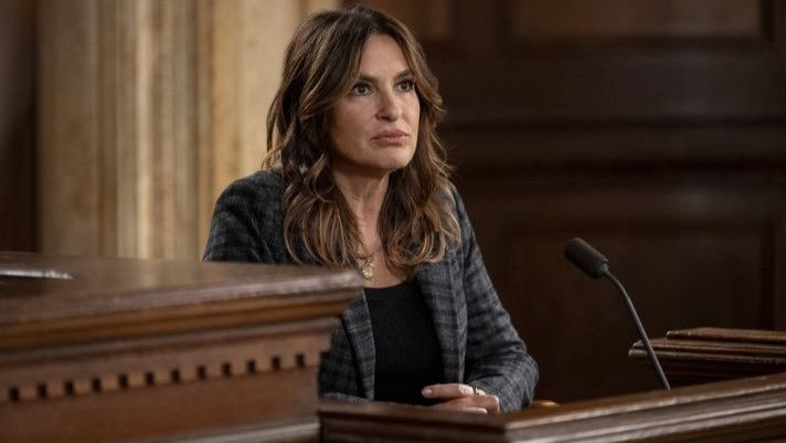 Mariska Hargitay as Captain Olivia Benson in court Law &amp; Order: SVU season 25 episode 10