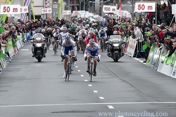 The sprint for the Coupe de France race