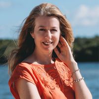 Claire Turrell's avatar