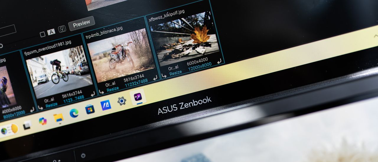 Asus ZenBook Duo 2025