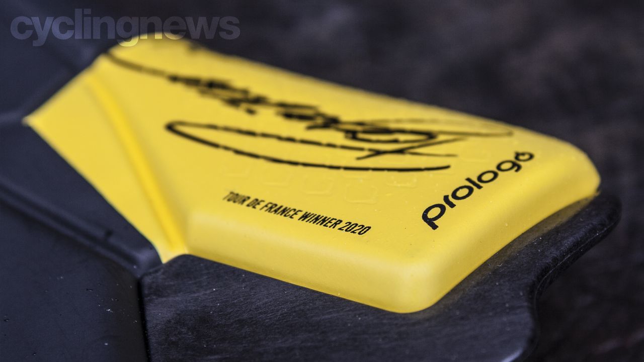 Tadej Pogacar Prologo Scratch M5 carbon saddle