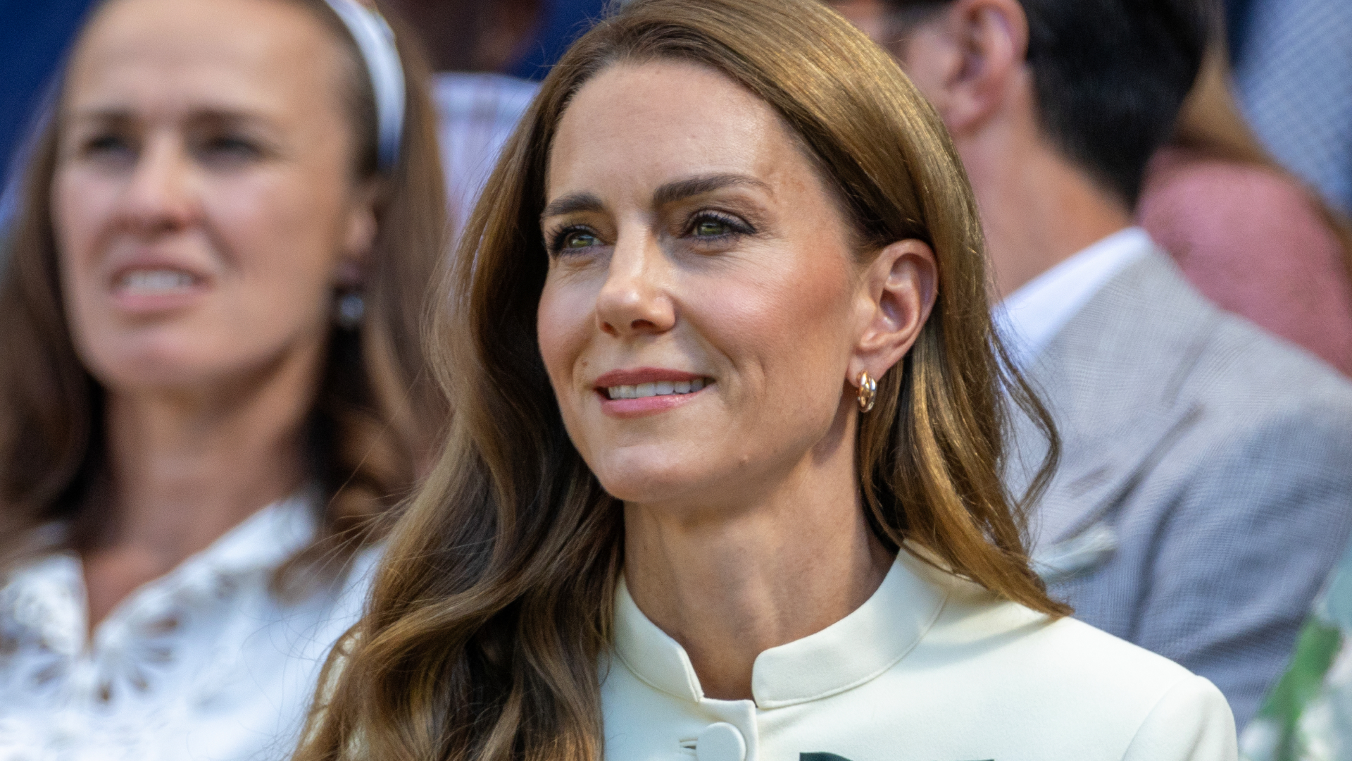 Princess Kate wears heavy blush