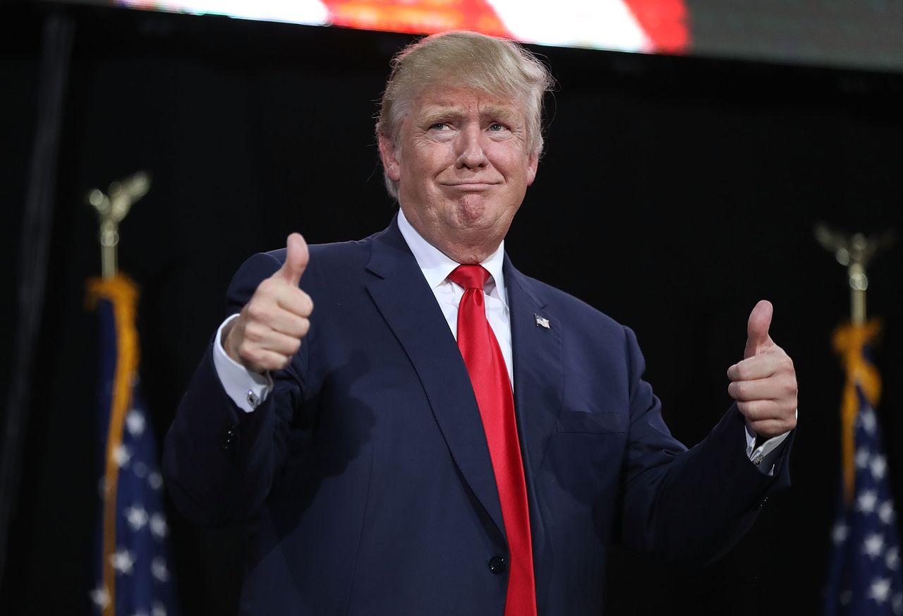 Donald Trump speaks in Florida