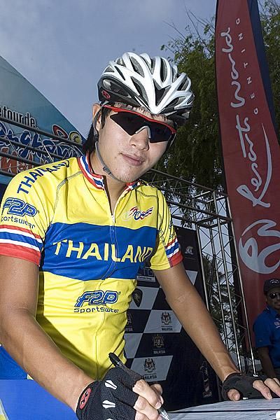 This could take a while: Thailand's Boonratanathanakorn Thurakit signs on and on and on
