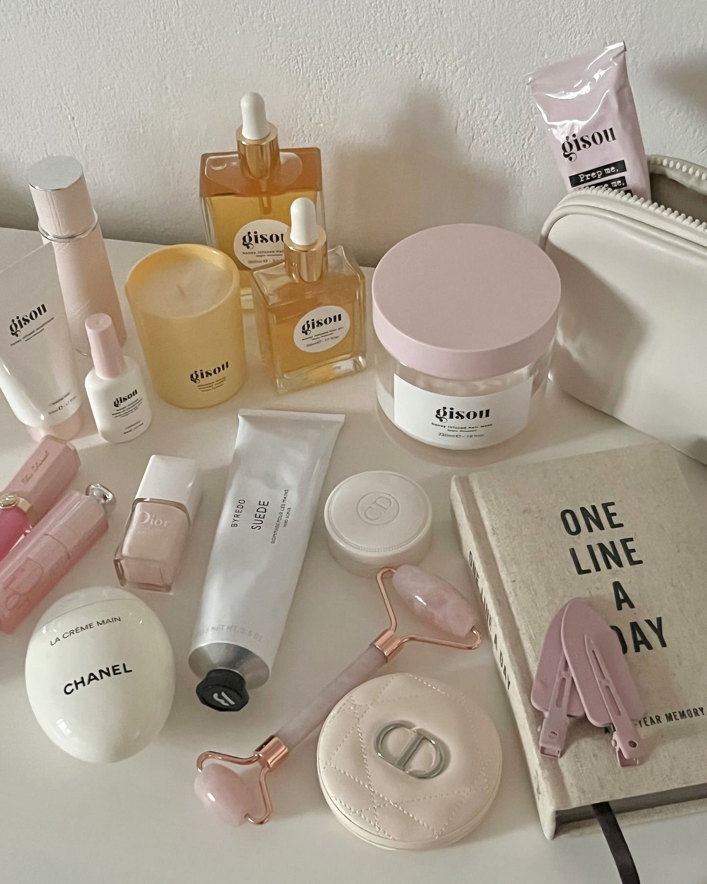 Gisou hair product photos